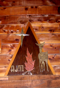 ajm logo madera